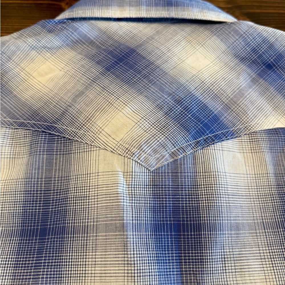 Wrangler Women’s Blue Plaid Pearl Snap Western Shirt NWOT - Picture 9 of 11